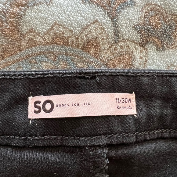 Short - Picture 2 of 2